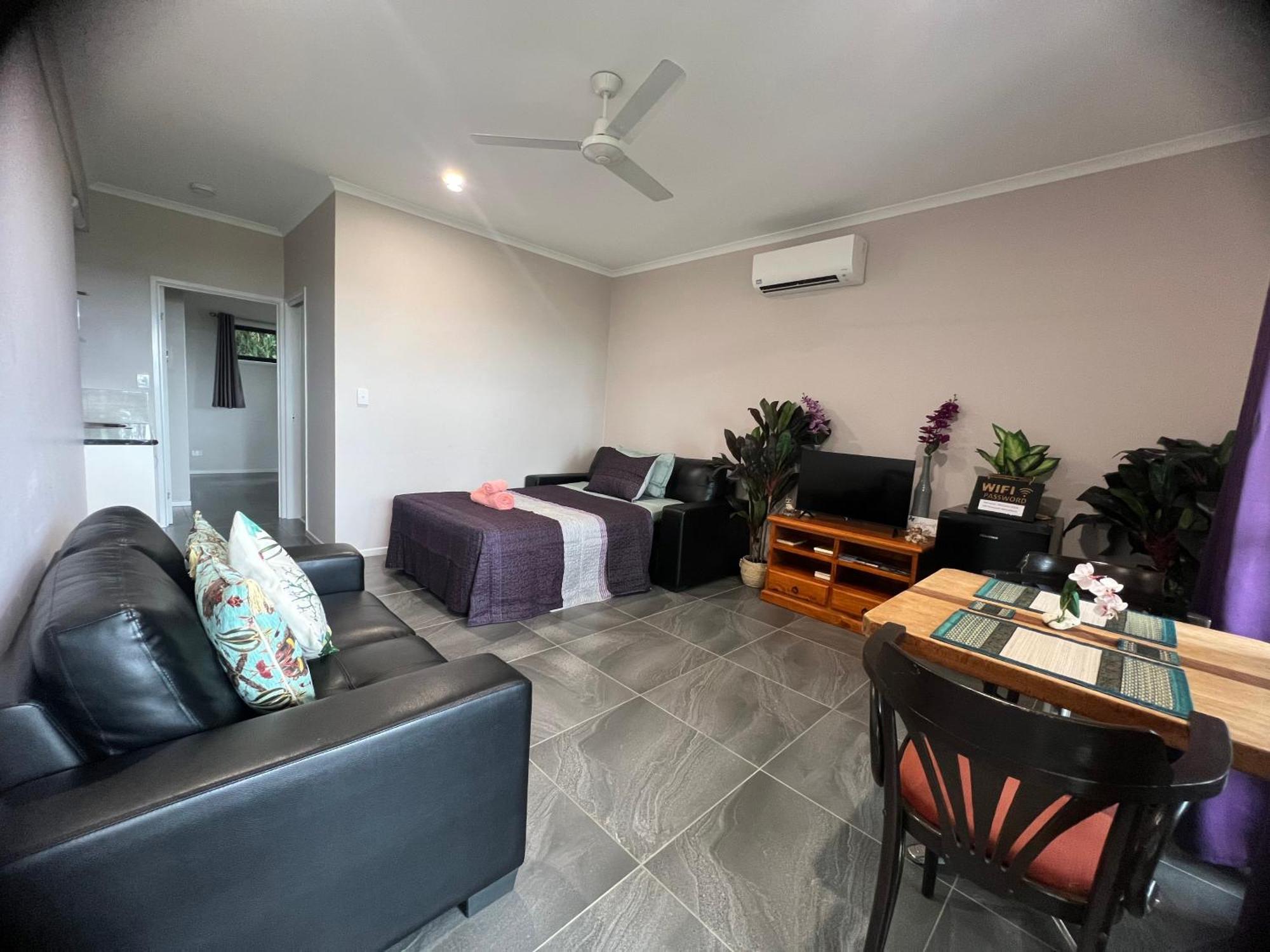 The Orchid Suite - Apartment In Куктаун Екстер'єр фото